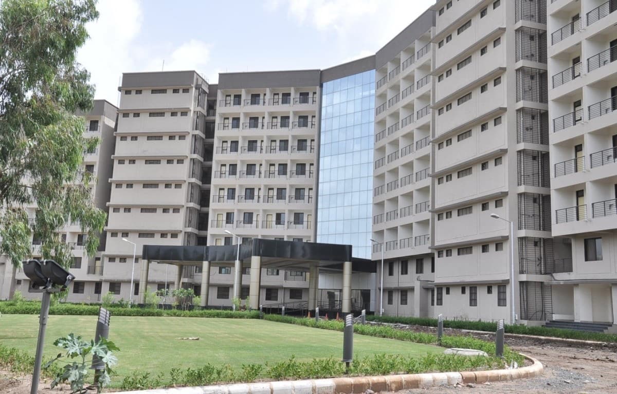 Sardar Vallabhbhai National Institute of Technology Surat